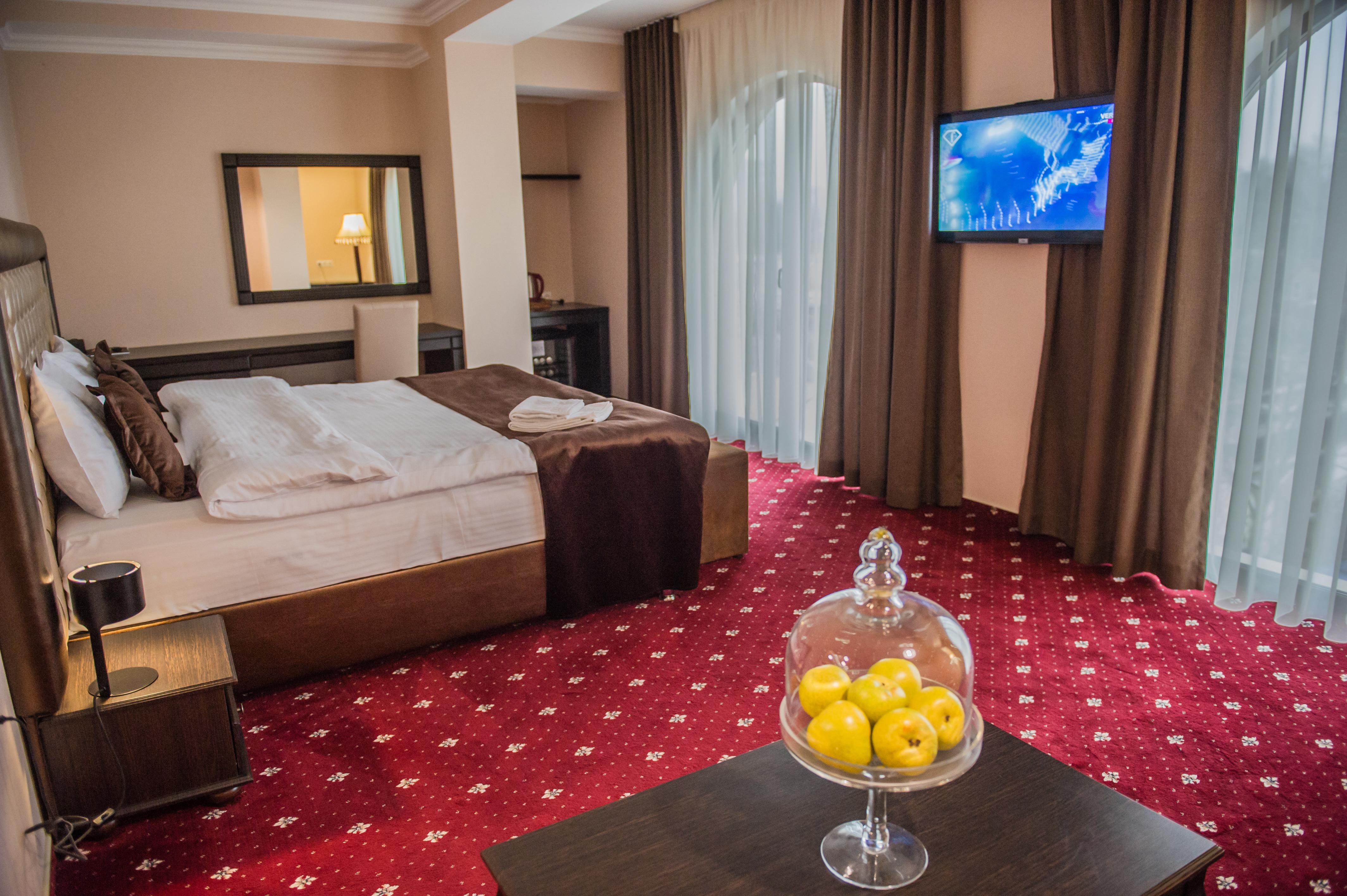 Bernardazzi Grand Hotel คีชีเนา ภายนอก รูปภาพ