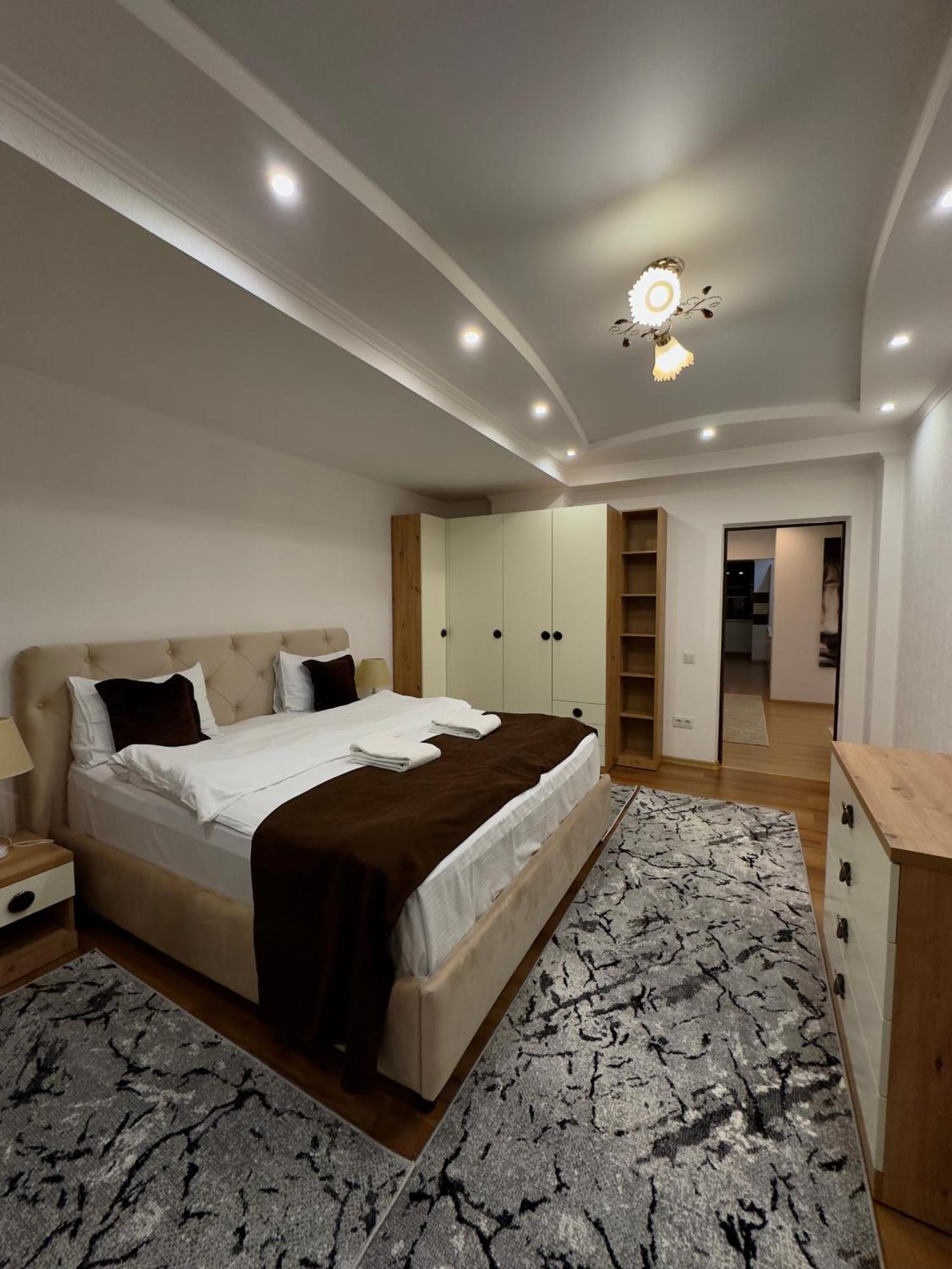 Bernardazzi Grand Hotel คีชีเนา ภายนอก รูปภาพ